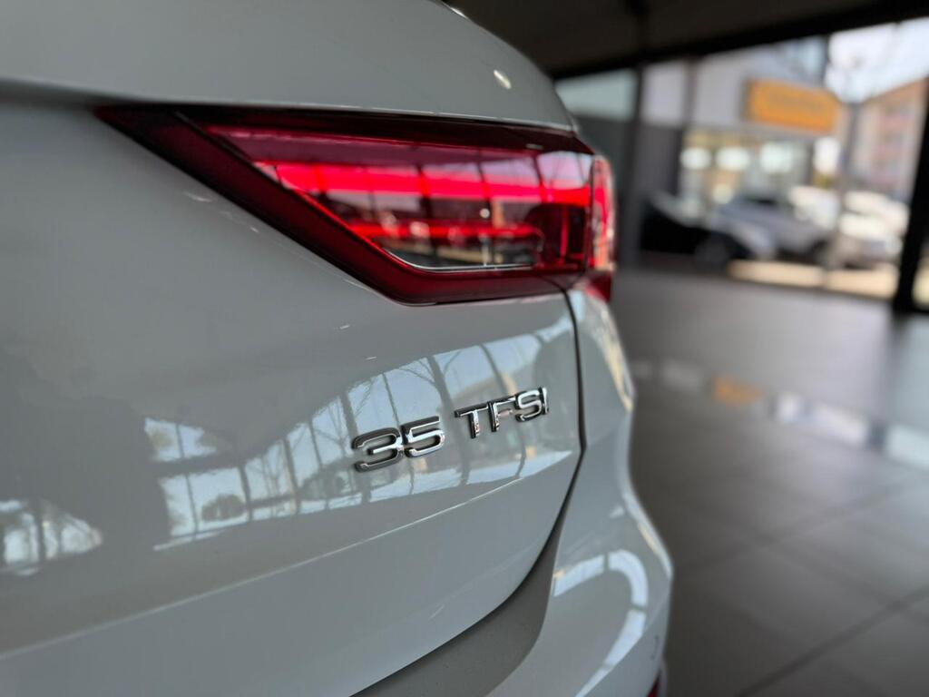 2019 AUDI Q3 35 TFSI S TRONIC