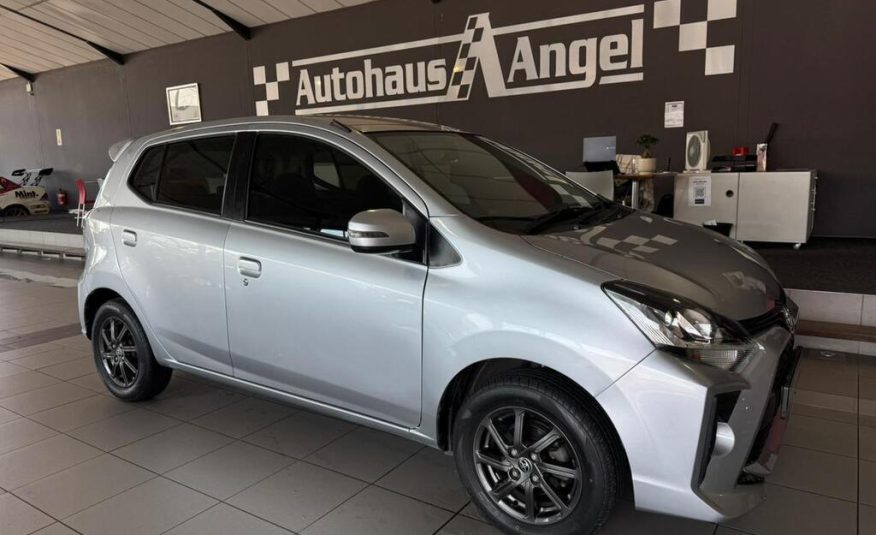 TOYOTA AGYA 1.0 A/T