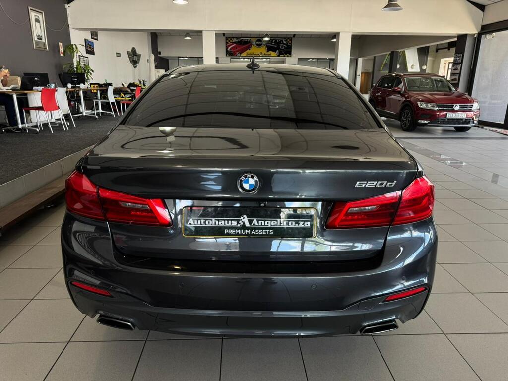 2018 BMW 520d M SPORT A/T (G30)