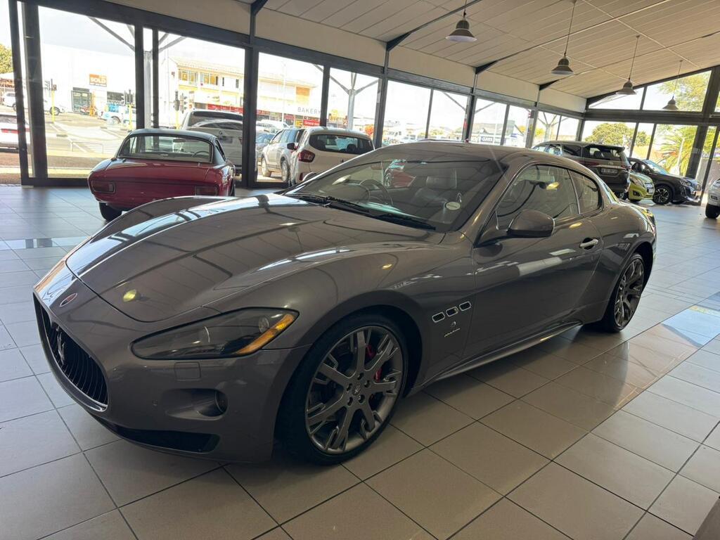 2009 MASERATI GRANTURISMO S