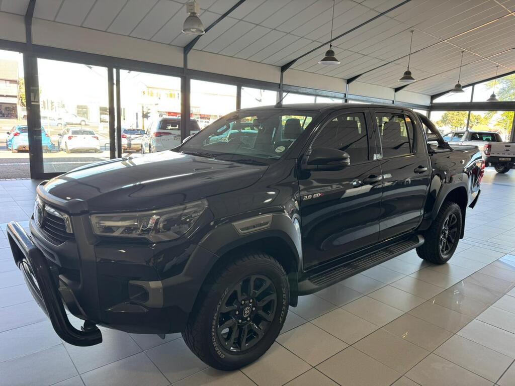 2022 TOYOTA HILUX 2.8 GD-6 RB LEGEND 4X4 A/T P/U D/C