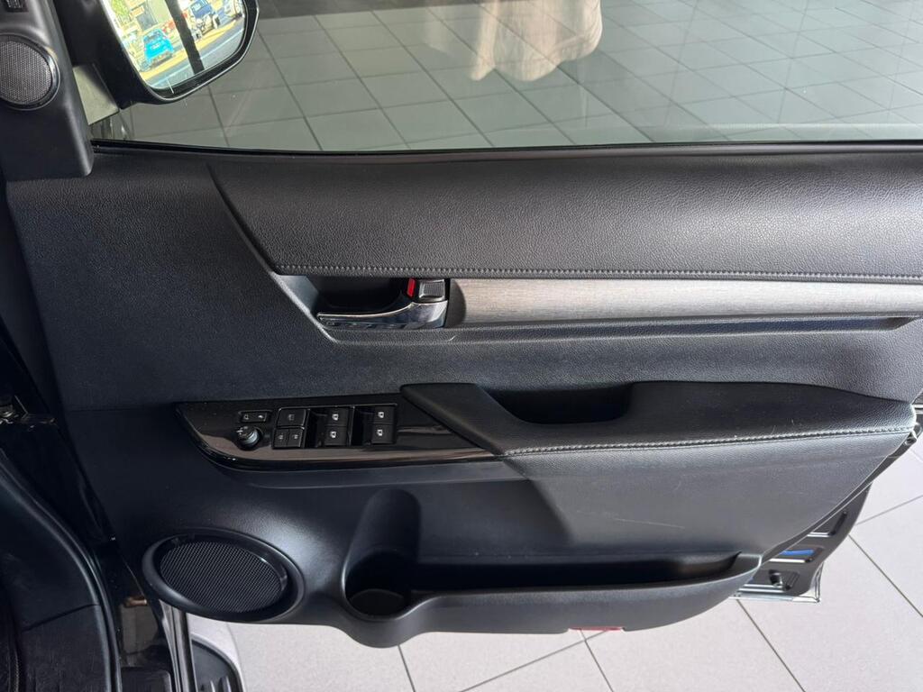 2022 TOYOTA HILUX 2.8 GD-6 RB LEGEND 4X4 A/T P/U D/C