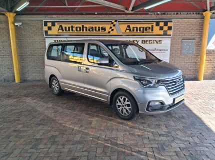 HYUNDAI H-1 2.5 CRDI A/T/ 2.5 ELITE A/T