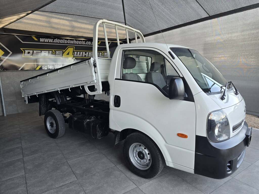 2016 KIA K 2700 WORKHORSE TIP C/C