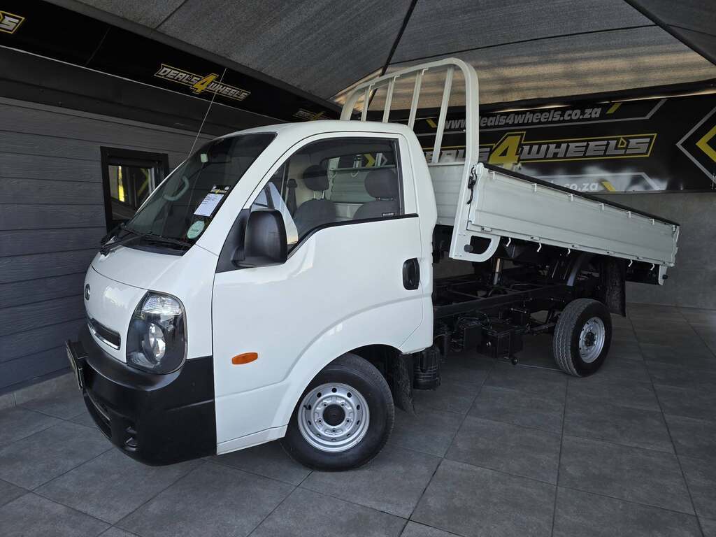 2016 KIA K 2700 WORKHORSE TIP C/C