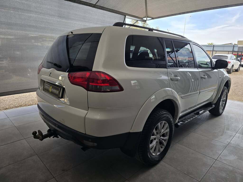 2014 MITSUBISHI PAJERO SPORT 2.5D A/T