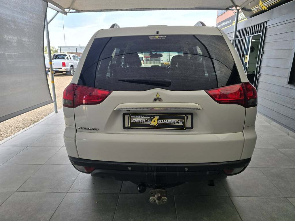 2014 MITSUBISHI PAJERO SPORT 2.5D A/T