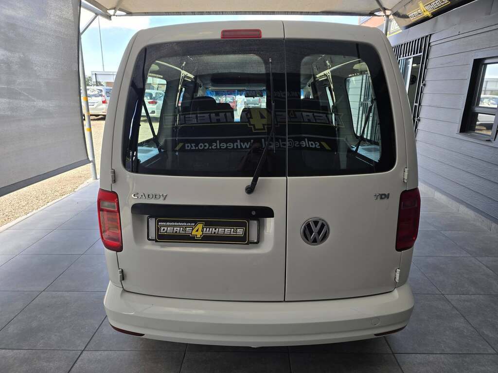 2016 VOLKSWAGEN CADDY4 MAXI CREWBUS 2.0 TDi