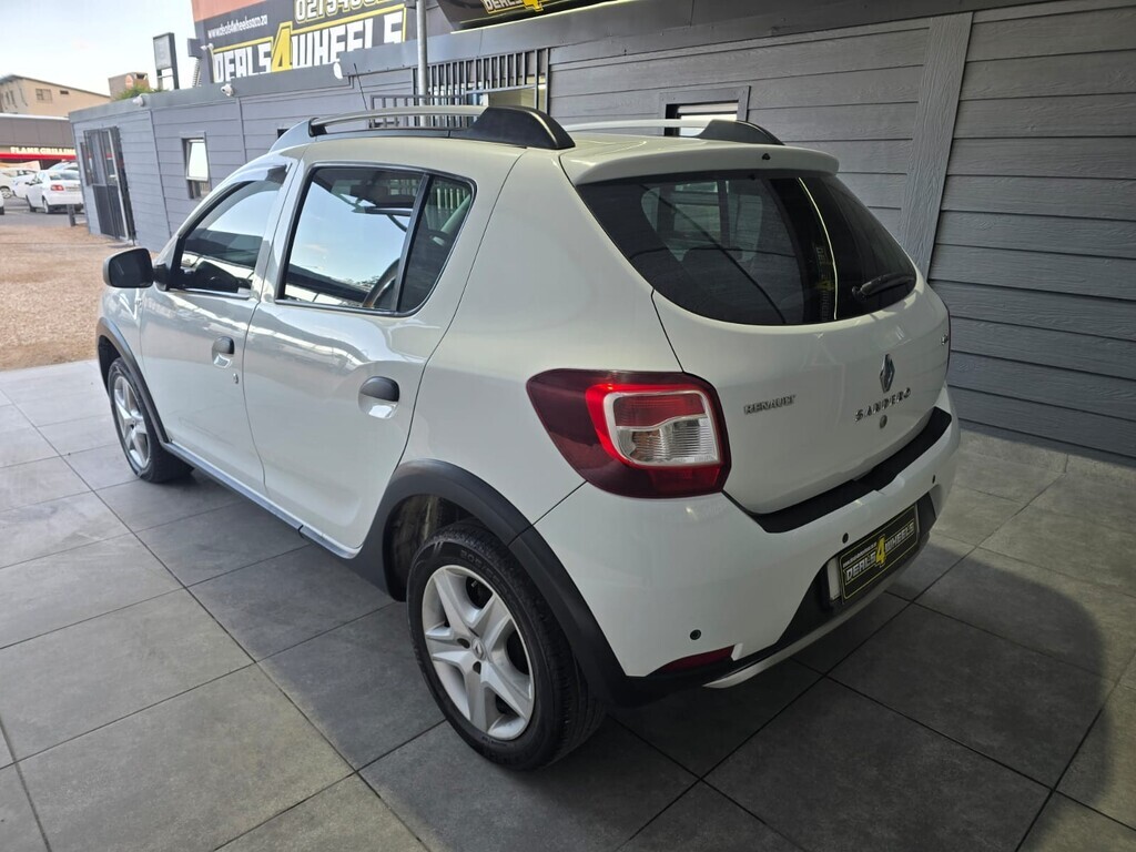 2015 RENAULT SANDERO 900 T DYNAMIQUE
