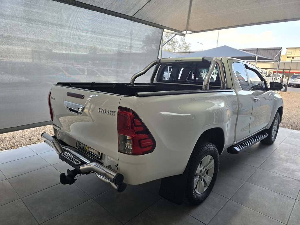 2016 TOYOTA HILUX 2.8 GD-6 RB RAIDER P/U E/CAB