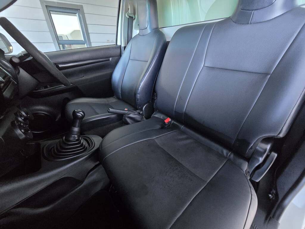 2017 TOYOTA HILUX 2.0 VVTi A/C P/U S/C