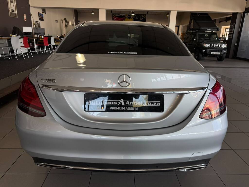 2020 MERCEDES-BENZ C180 A/T