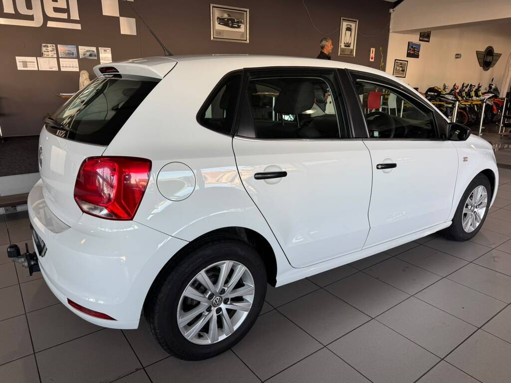 2018 VOLKSWAGEN POLO VIVO 1.4 TRENDLINE (5DR)