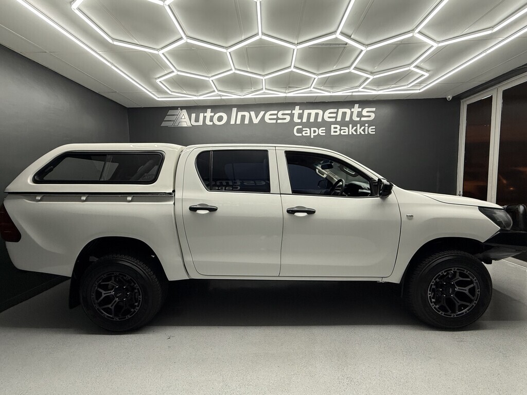 2021 TOYOTA HILUX 2.4 GD-6 SR 4X4 P/U D/C