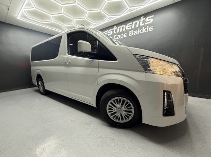 TOYOTA QUANTUM