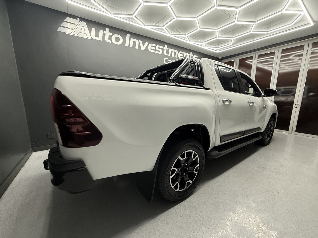 2020 TOYOTA HILUX 2.8 GD-6 RB LEGEND A/T P/U D/C