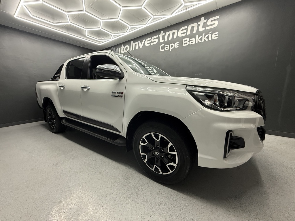 2020 TOYOTA HILUX 2.8 GD-6 RB LEGEND A/T P/U D/C