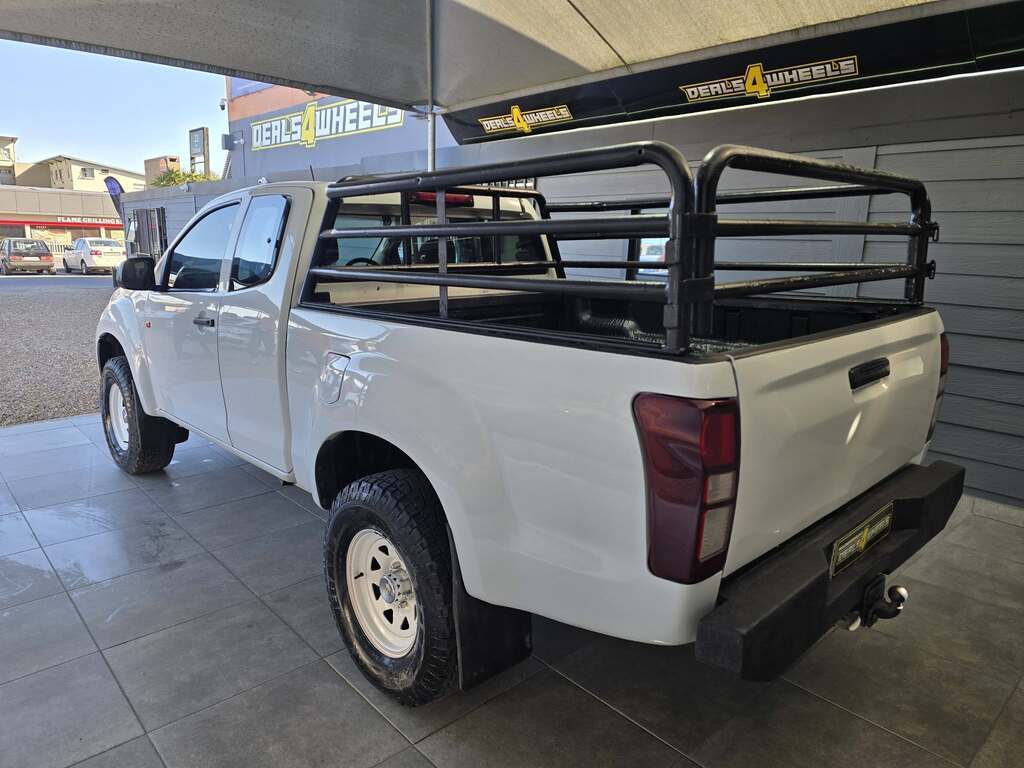 2018 ISUZU KB 250D-TEQ HO HI RIDER P/U E/CAB