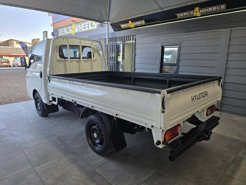 2020 HYUNDAI H100 2.6D F/C C/C